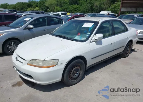 2000 Honda Accord 3.0 Lx from USA, damaged, VIN 1HGCG1640YA067195